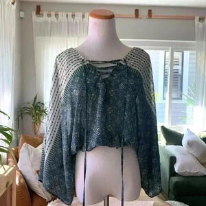 F21 blue paisley lace up crop top